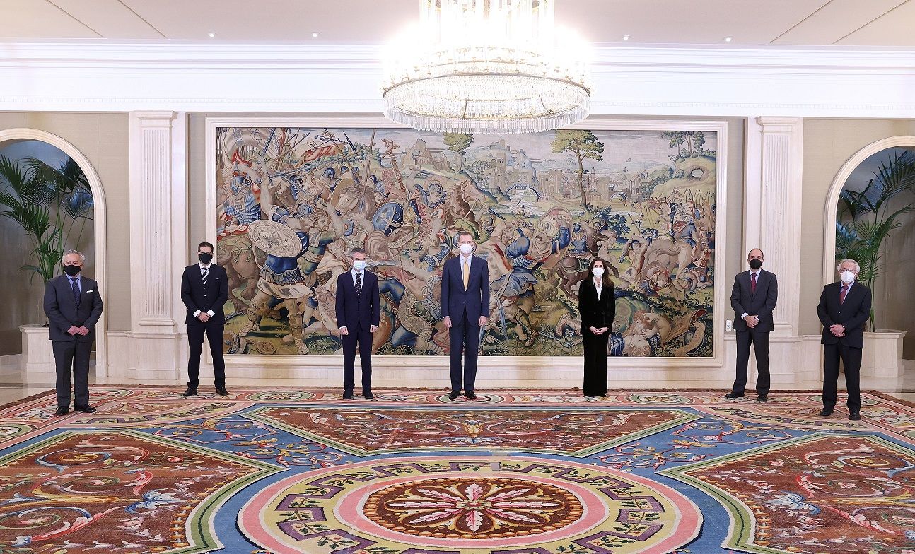 Su Majestad el Rey recibe en Audiencia al Patronato Rector de la Fundación Adecco