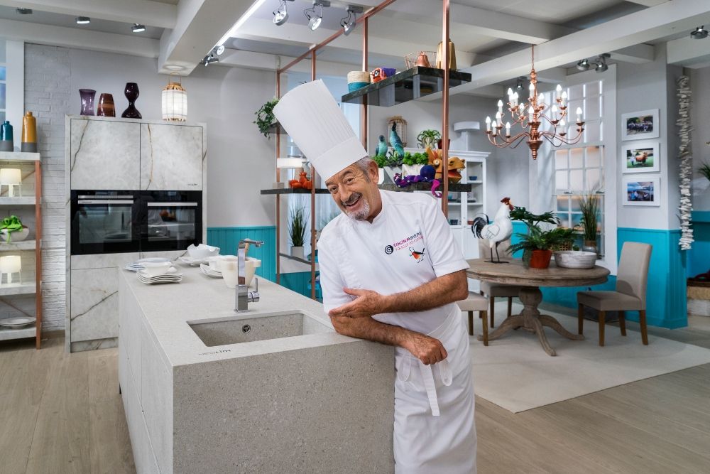 Neolith®, un lustro vistiendo la cocina de Karlos Arguiñano