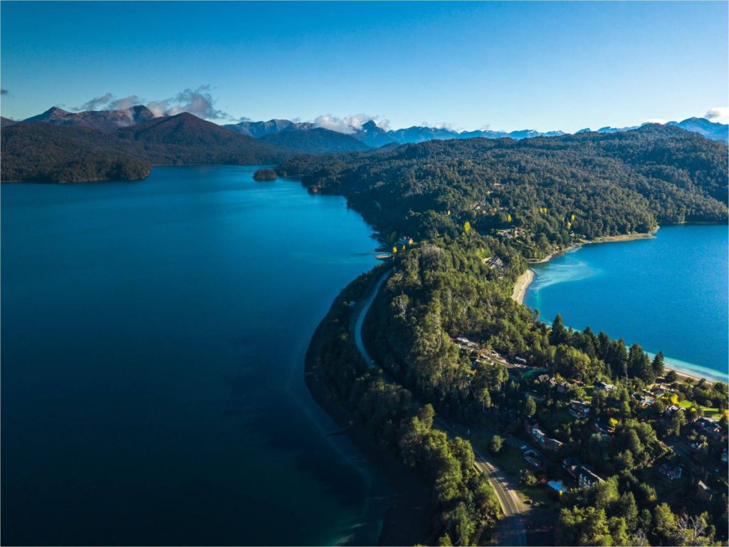 Foto de Lago Nahuel Huapi y Correntoso. Villa La Angostura, Neuquén
