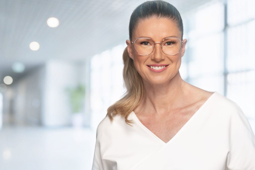 Foto de Anne Igartiburu continúa su colaboración con ZEISS como
