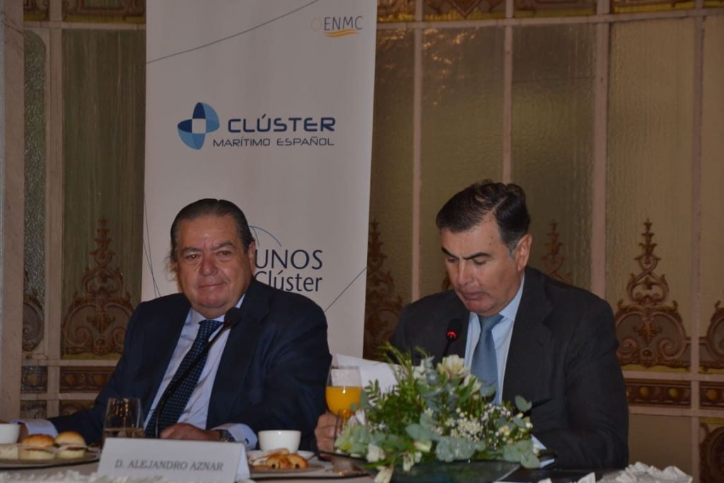 Foto de Vicente Boluda en los Desayunos del Clúster