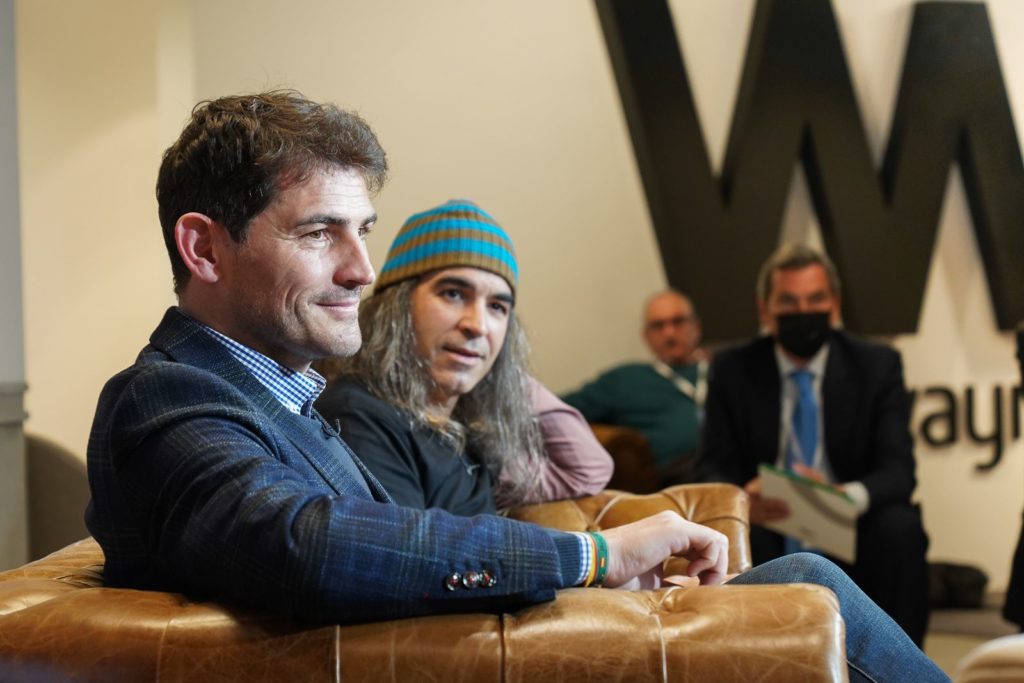 Foto de Iker Casillas y Chema Alonso