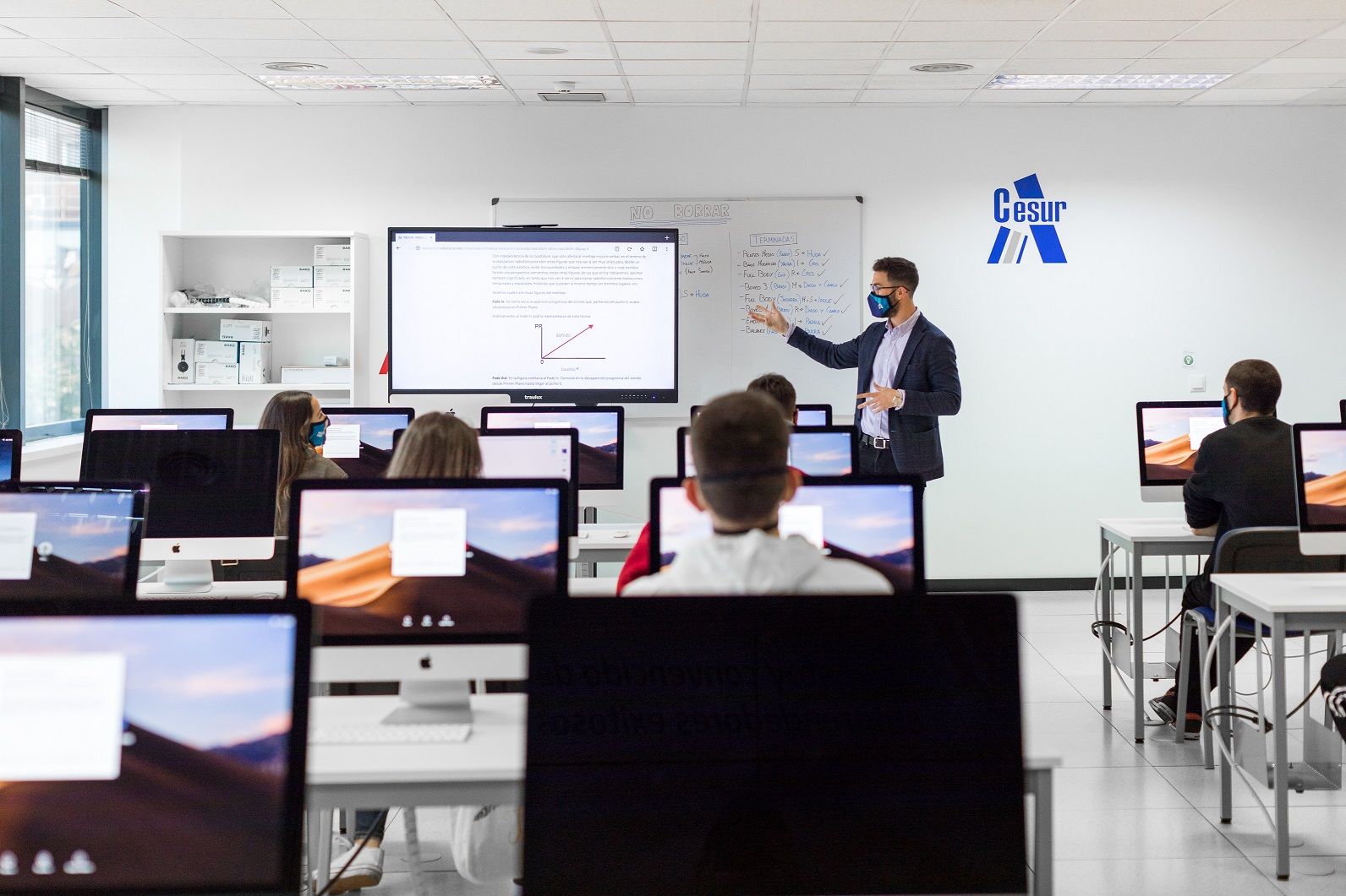 Cesur, centro de referencia para estudiar Formación Profesional en Informática, según Strategik