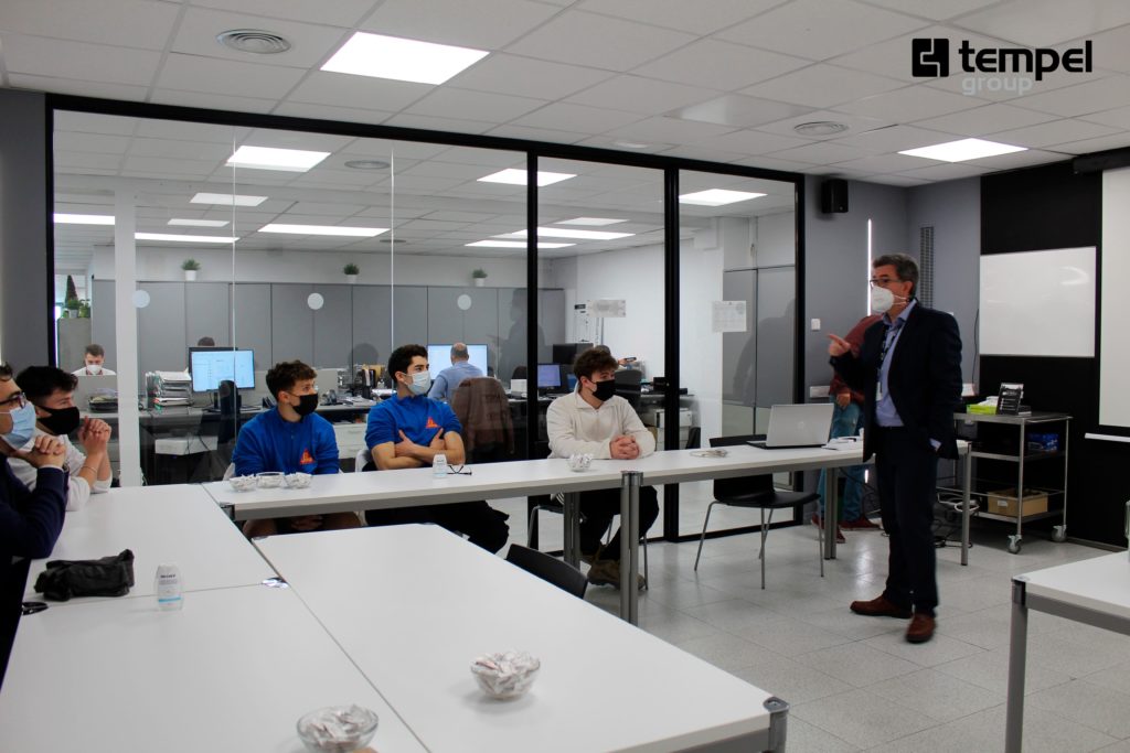 Foto de Tempel Group y Blue Containers