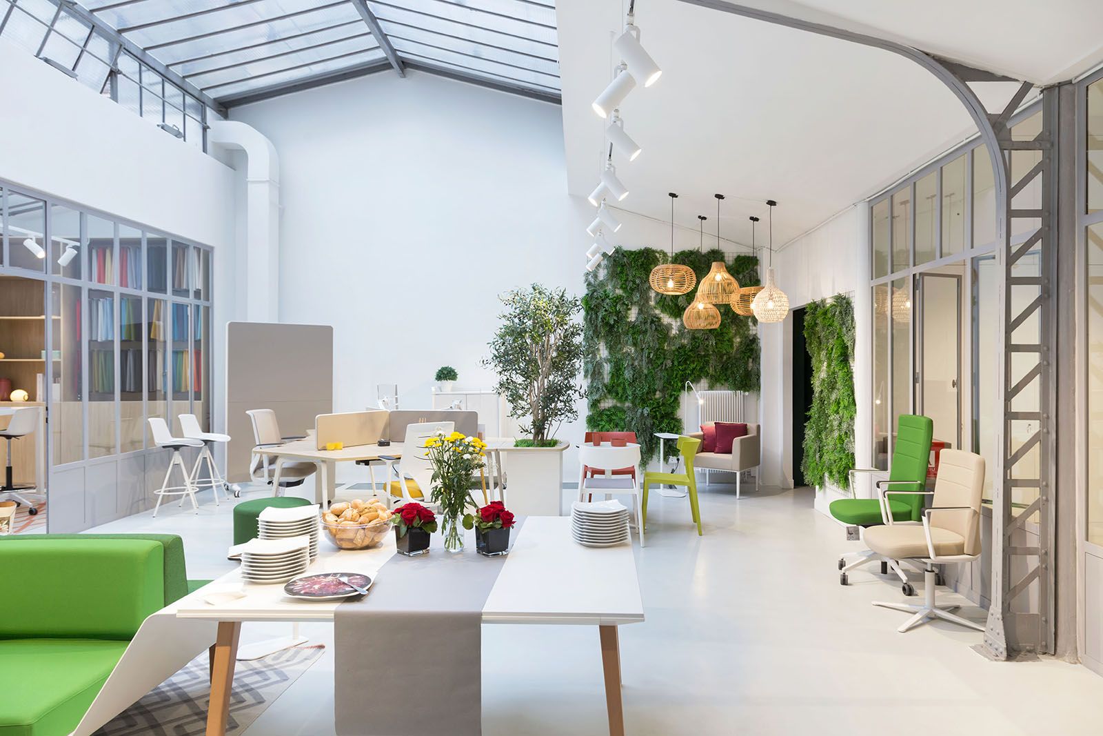 Actiu inaugura su nuevo showroom en el centro de París