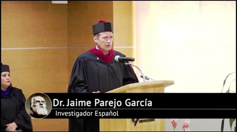 Foto de Jaime Parejo Investido Doctor Honoris Causa y Profesor